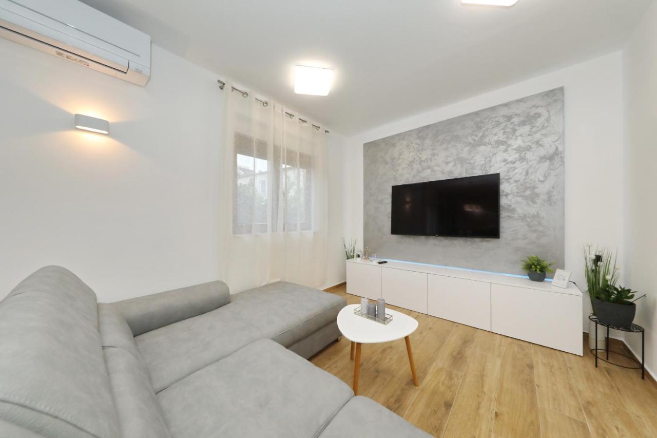 Apartment And Room Mare Apartment *