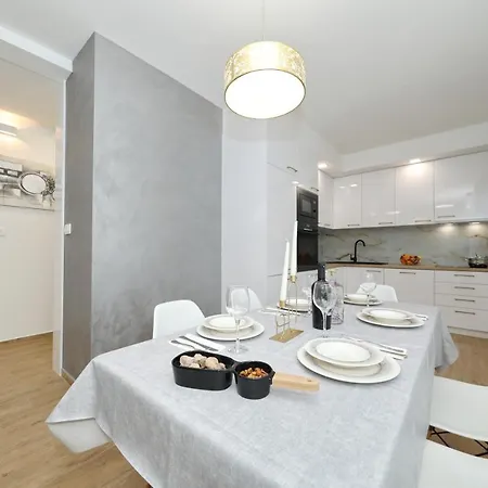 Apartment And Room Mare Zadar Exterior photo