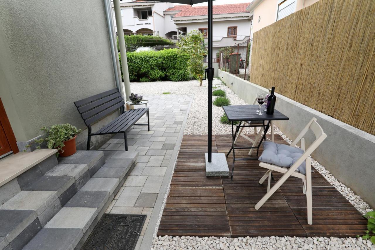 Apartment Apartment And Room Mare Zadar