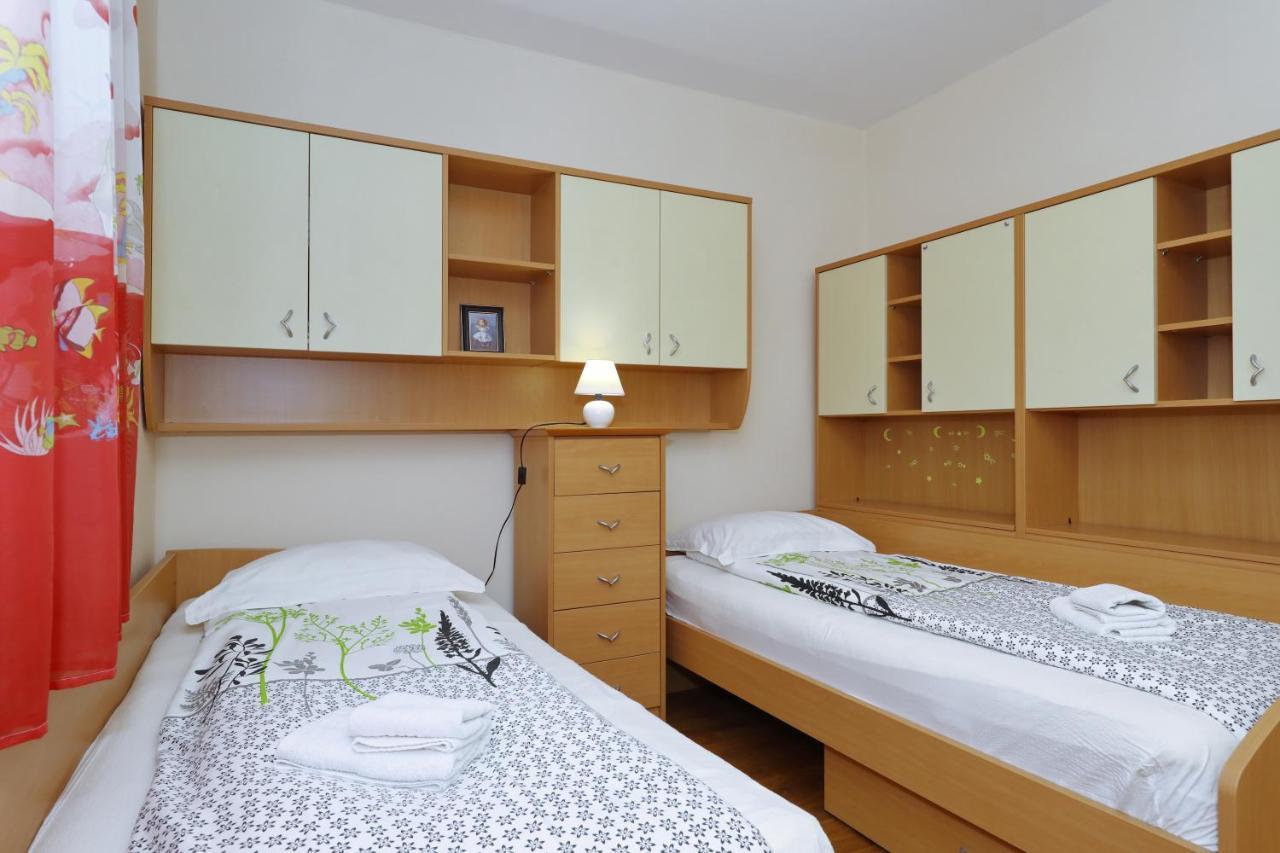 Apartment And Room Mare Apartment *